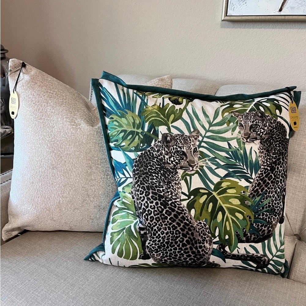 1-NWT CALLISTO HOME DECORATIVE PILLOW (Please read description for details) - Picture 6 of 13